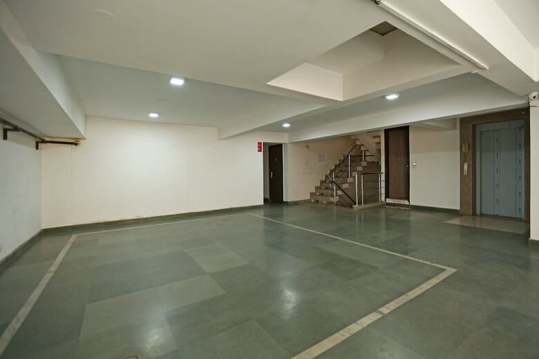Hotel Oyo 8481 Le Tara Residency