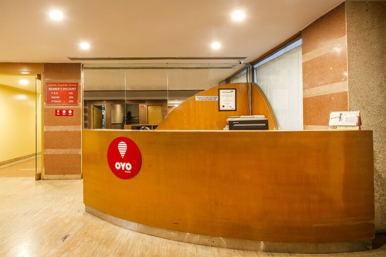 Hotel Oyo 9303 Celebrity Skyhy Rooms