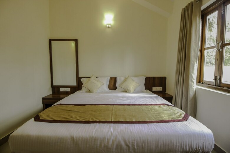 Apartamentos Oyo 9891 Home Poolside 2bhk Villa Thalassa