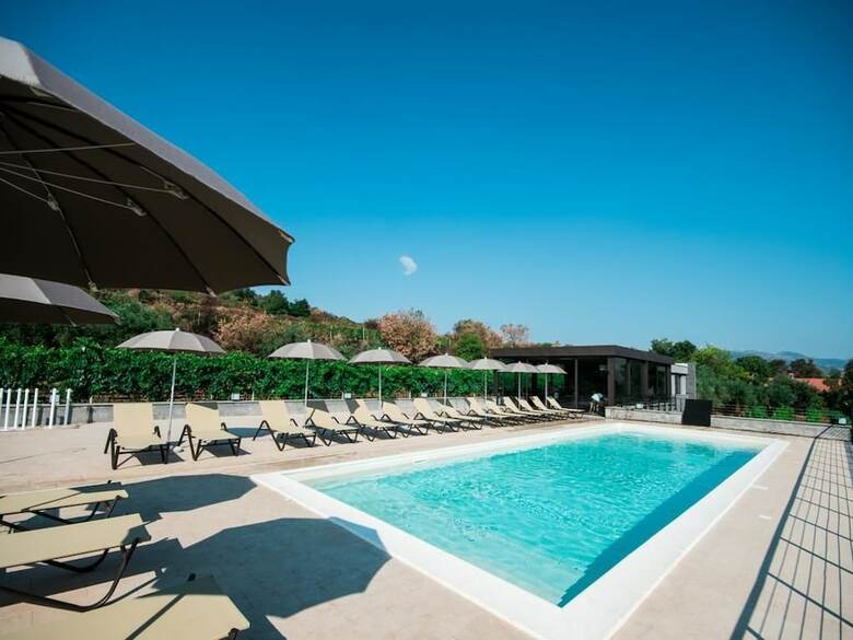 Agroturismo Cavanera Etnea Resort & Wine Experience