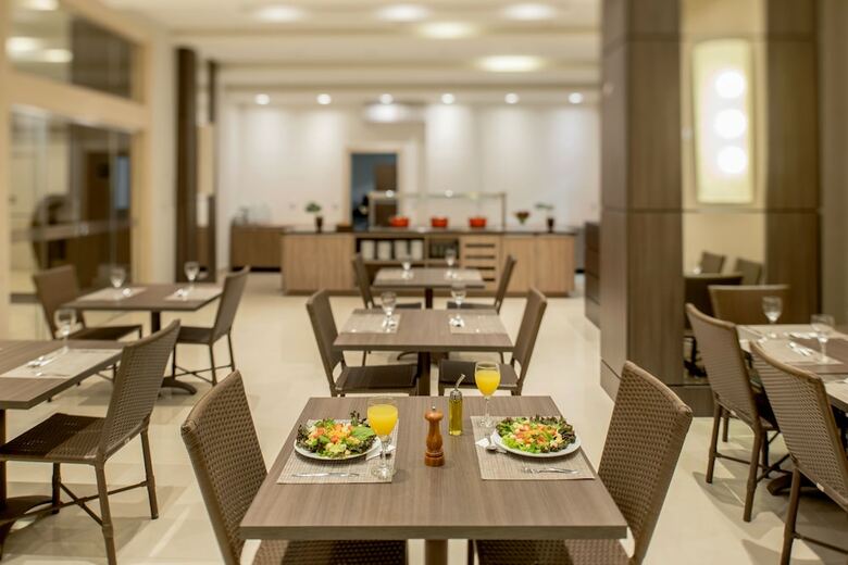 Hotel Intercity Tr�s Rios