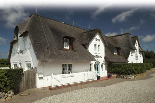 Apartmenthaus Witth�s