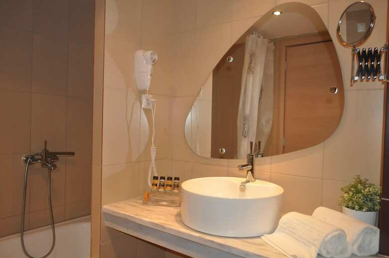 Hotel Blue Dream Palace Tripiti Resort