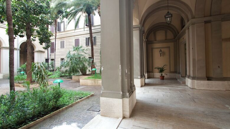 Apartamento Rental In Rome Ottaviano