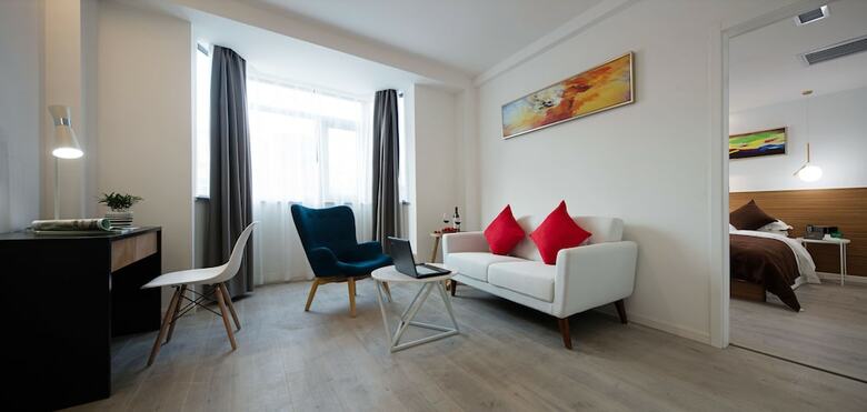 New Northwest Hotel