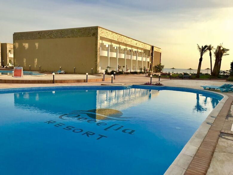 Apartamentos Cecelia Resort