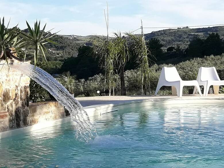 Bed & Breakfast La Suite Di Segesta