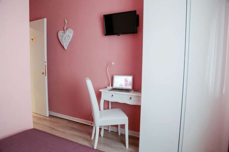 Bed & Breakfast Villa Erasi Guest House