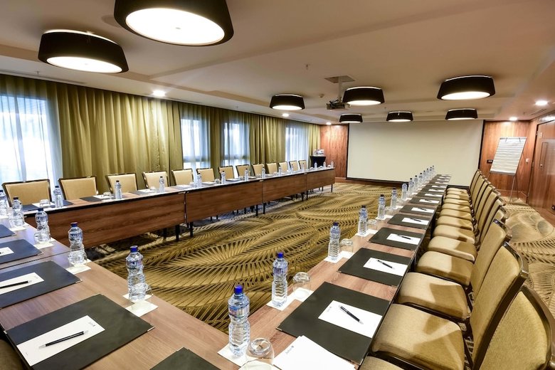 Aparthotel Hotel 2 F�vrier Lom� Appartement