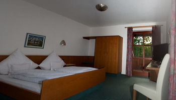 Hostal Landgasthof Zum Raben