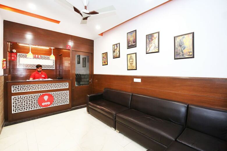Oyo 10377 Hotel Tango