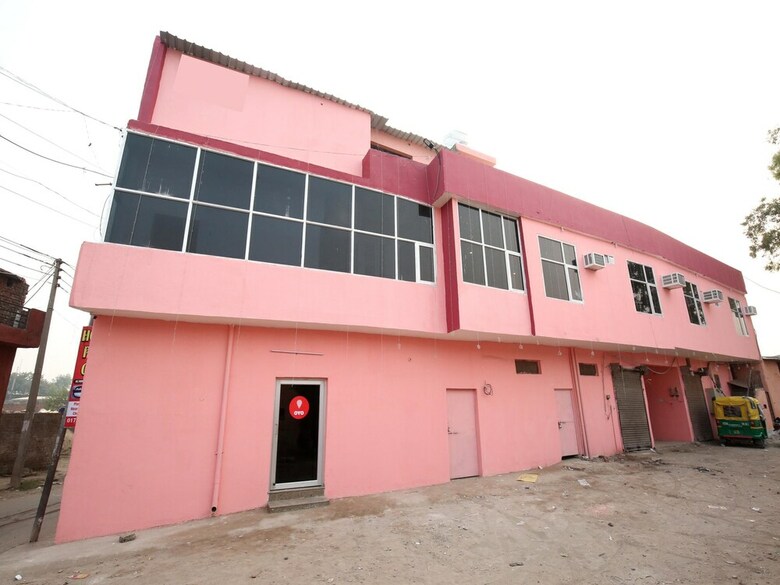 Oyo 10012 Hotel Pink City
