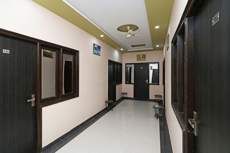 Oyo 10133 Hotel Rama Grand Hs