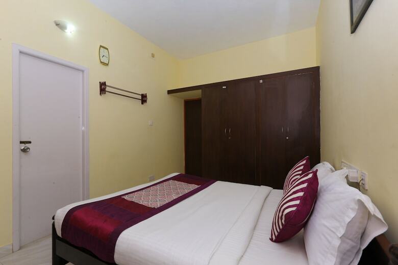 Hotel Oyo 3318 Hibiscus Guest House