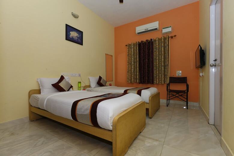 Hotel Oyo 3318 Hibiscus Guest House