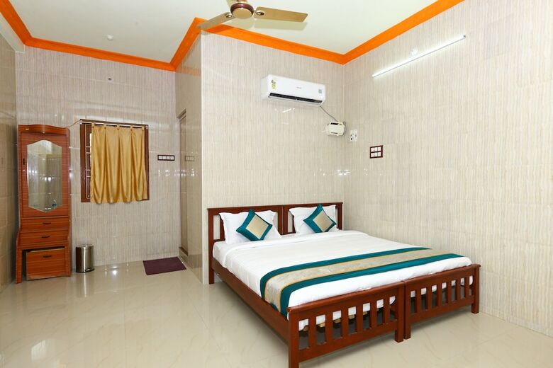 Hotel Oyo 7747 Ss Residency
