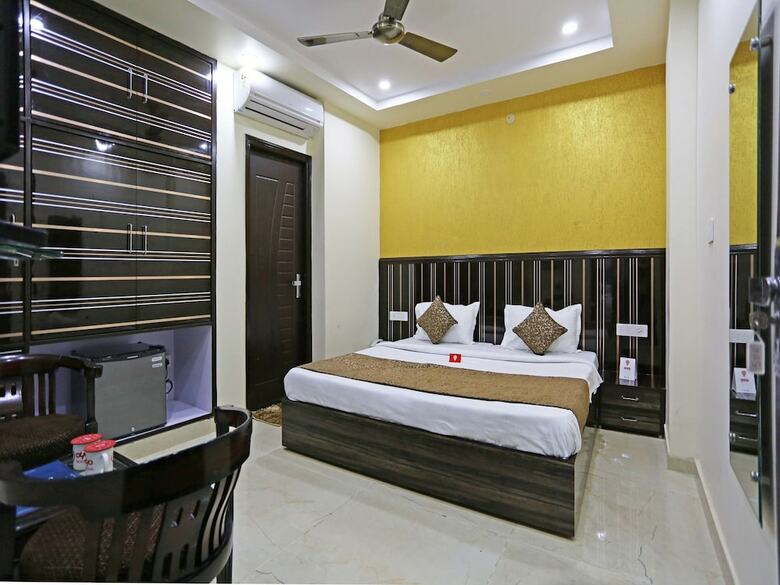Hotel Oyo 4347 Happy Home Residency