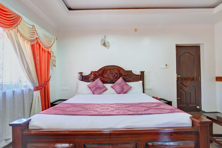 Hotel Oyo 3217 Kurinji Residency