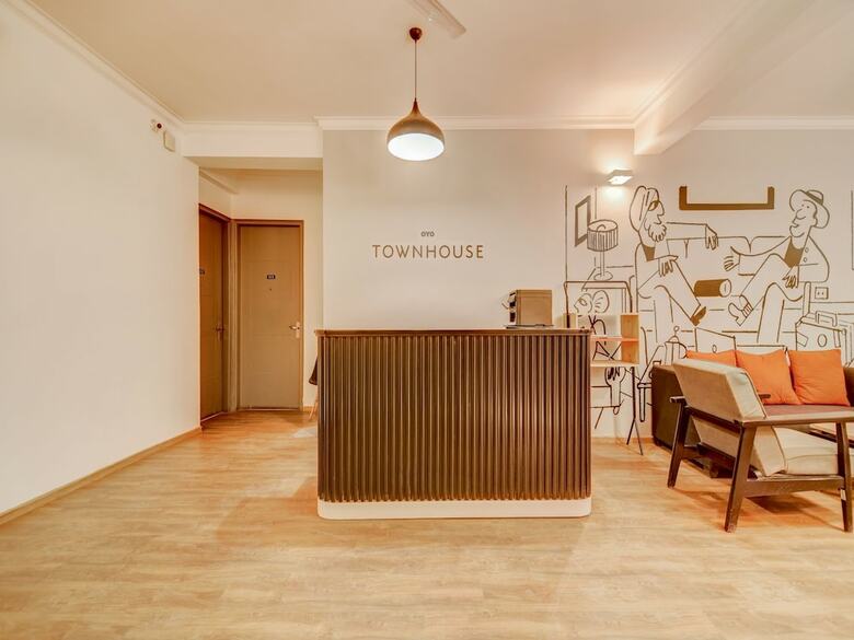 Hotel Oyo Townhouse 018 Medanta