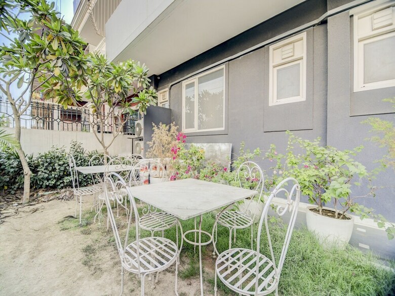 Hotel Oyo Townhouse 018 Medanta