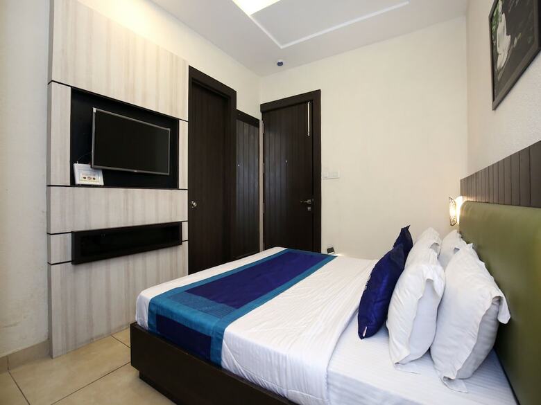 Hotel Oyo 9982 Near Bus Stand