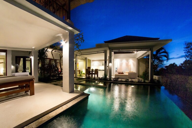 Villa Seratus