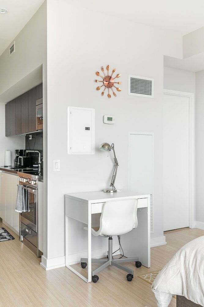 Simply Comfort. Amazing Downtown Apartments