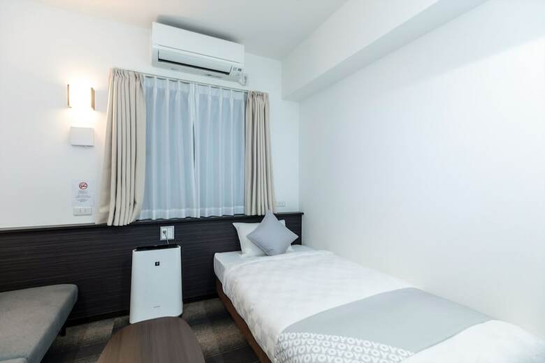 Oyo Hotel Reborn Namba-minami