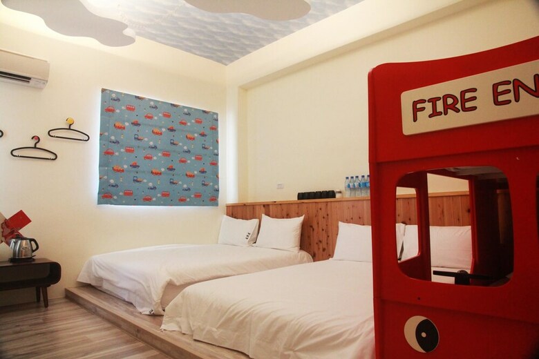 Hotel Black House