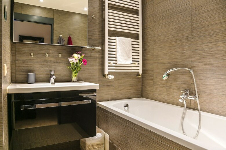 Apartamentos Europea Residences Louise