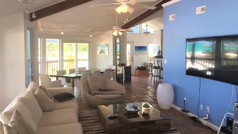 Hotel Paradise Beach - Main House