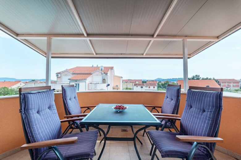 Apartments Marina
