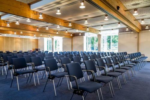 Seminar- Und Tagungshotel Spiegelsberge