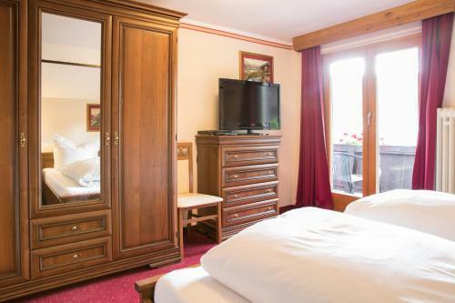 Hotel Gundl Alm