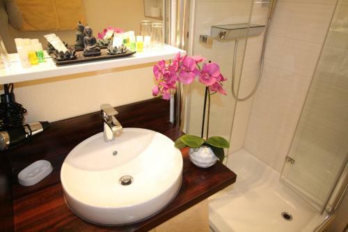 Hostal Hotel Modena