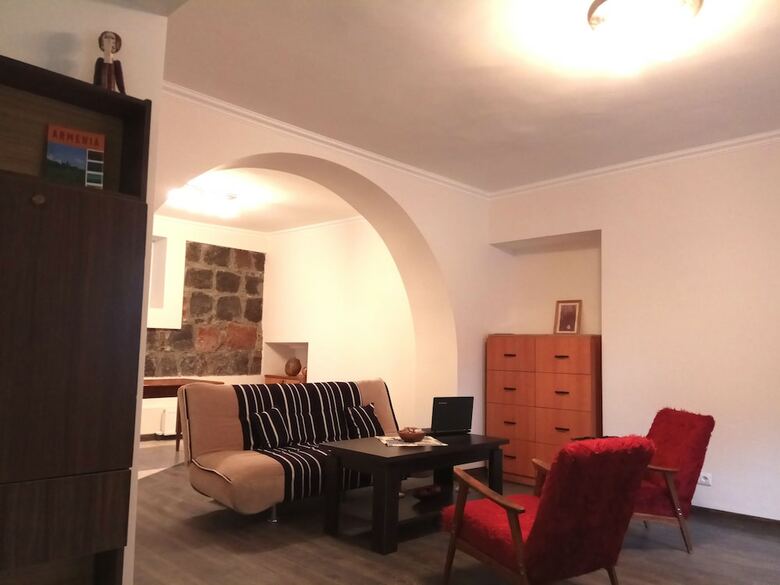 Hostal Apri Hostel