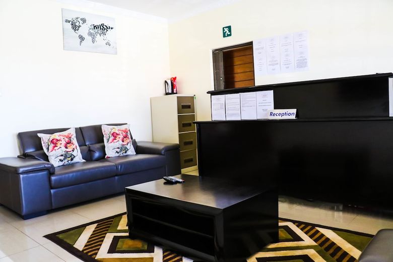 Hotel Estoby Executive Guesthouse