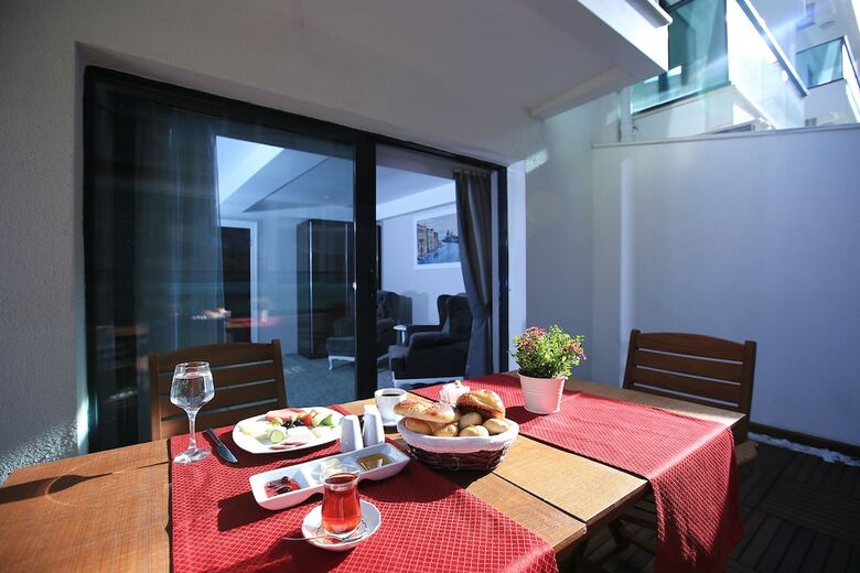 Guvenay Business Hotel