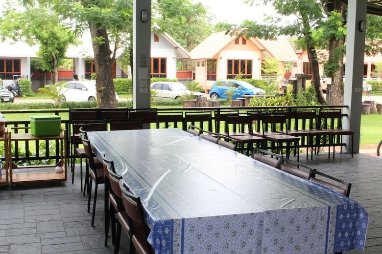 Hotel Baan Suan Siriwat