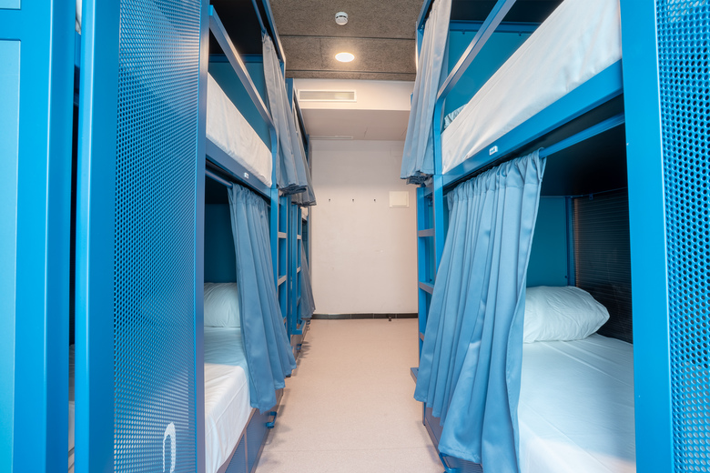 Hostal Ideal Youth Hostel