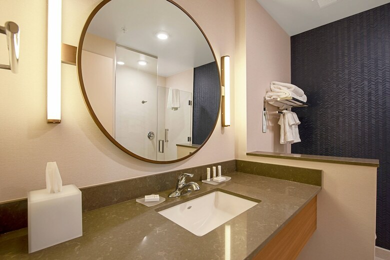 Hotel Fairfield Inn & Suites By Marriott Duluth Waterfront