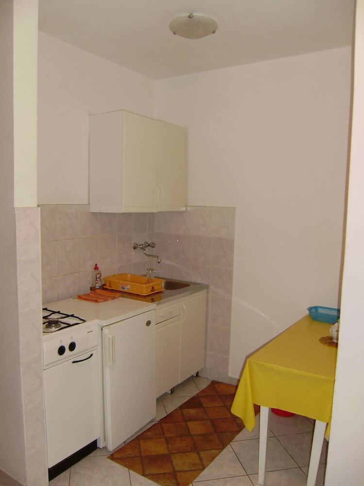 Apartments Neve