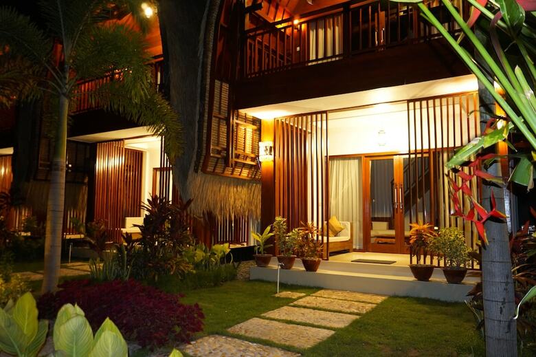 Bed & Breakfast Aldi's Bungalow And Homestay