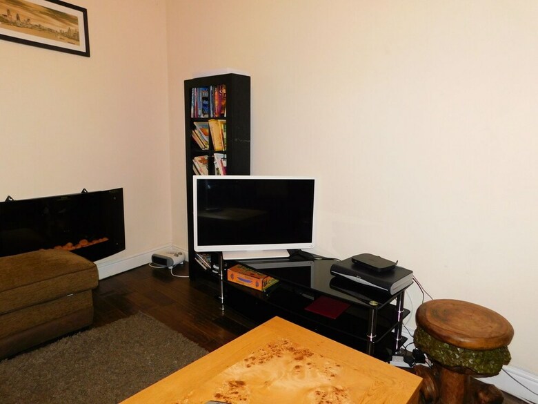 Furnace Hill Cozy City Apartment