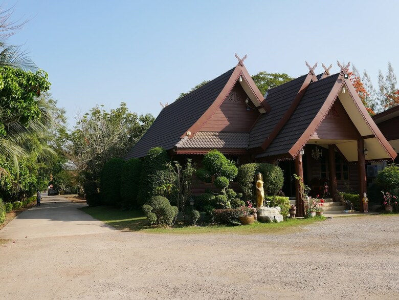 Hotel Suanluang Garden View Resort