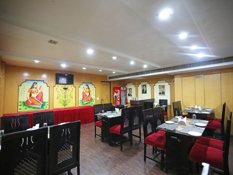 Hotel Oyo 5166 Castle Lalpura