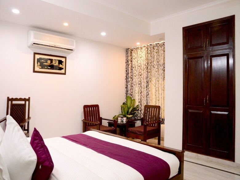 Hotel Oyo 4492 Home Stay Sukh Vilas
