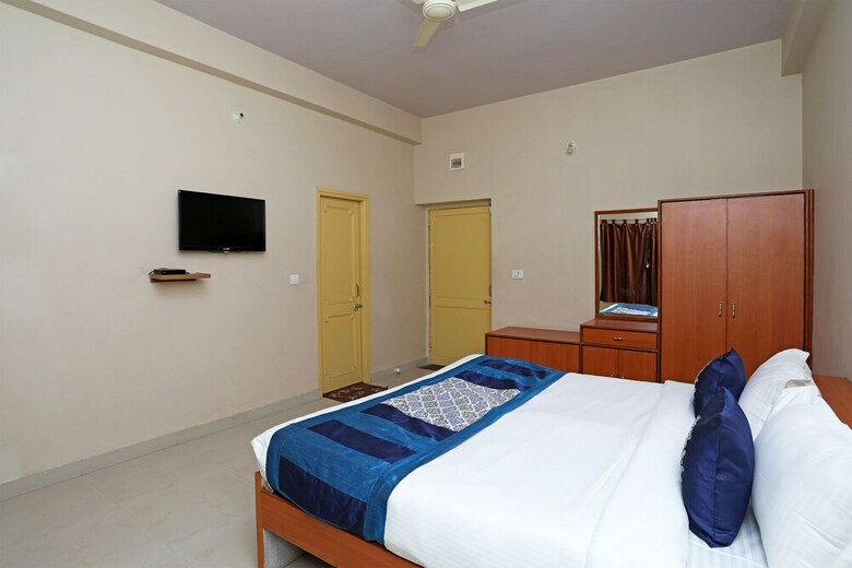 Oyo 10422 Hotel Udai Garh Palace