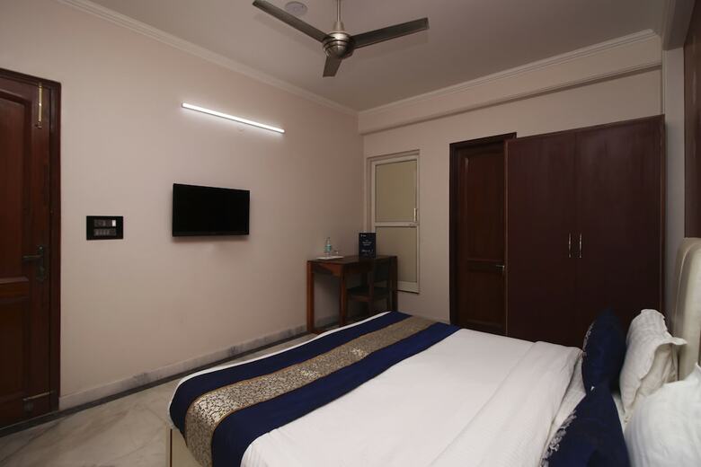 Hotel Oyo 8430 Absin Hospitality