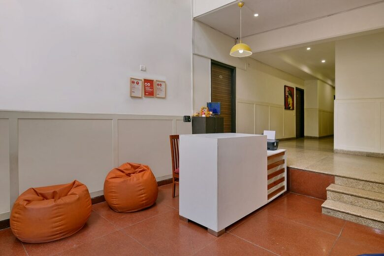 Hotel Oyo Flagship 273 Noida Expressway Sez